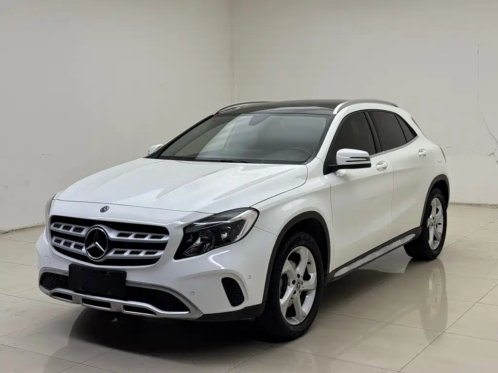Купить Mercedes-Benz GLA