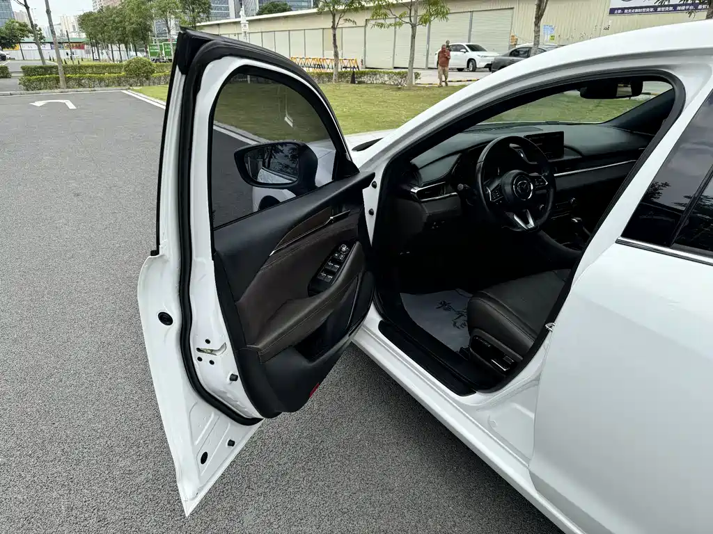 Mazda Atenza - фото 11