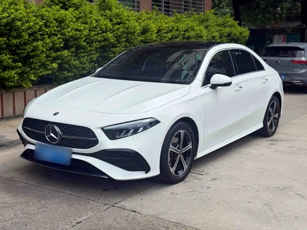 Mercedes-Benz A-Class — миниатюра 2