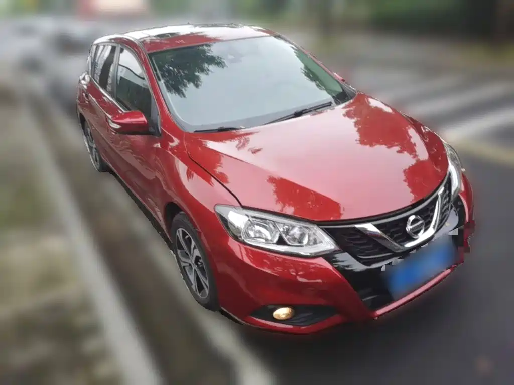 Nissan Tiida — миниатюра 24