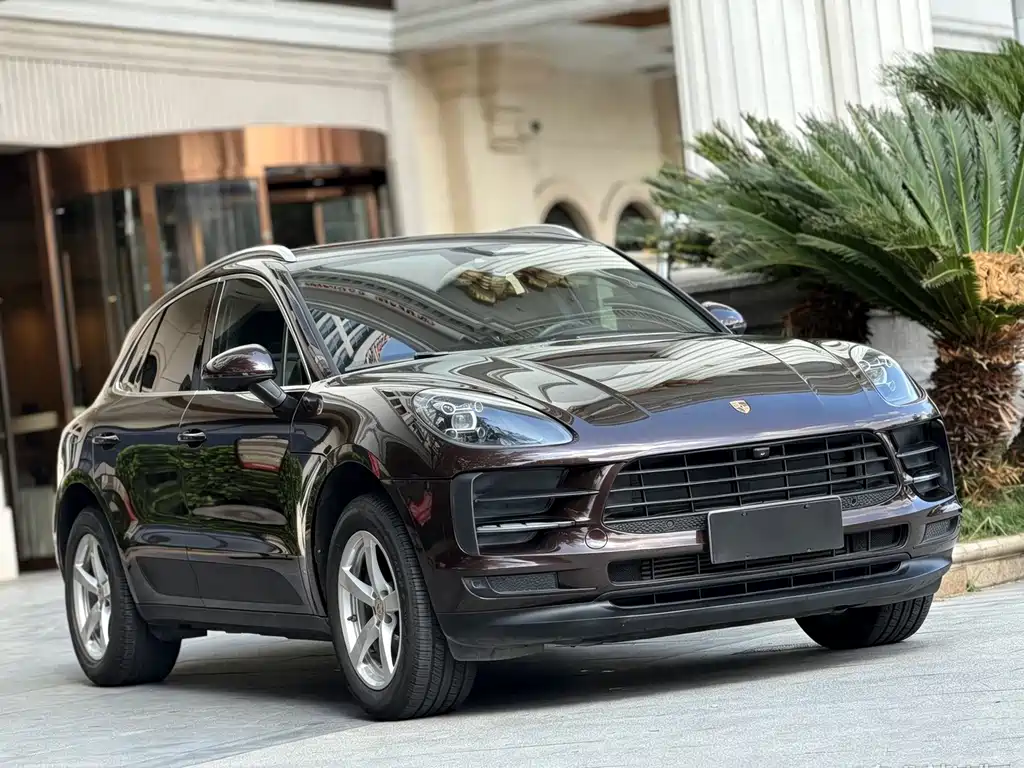 Porsche Macan — миниатюра 3