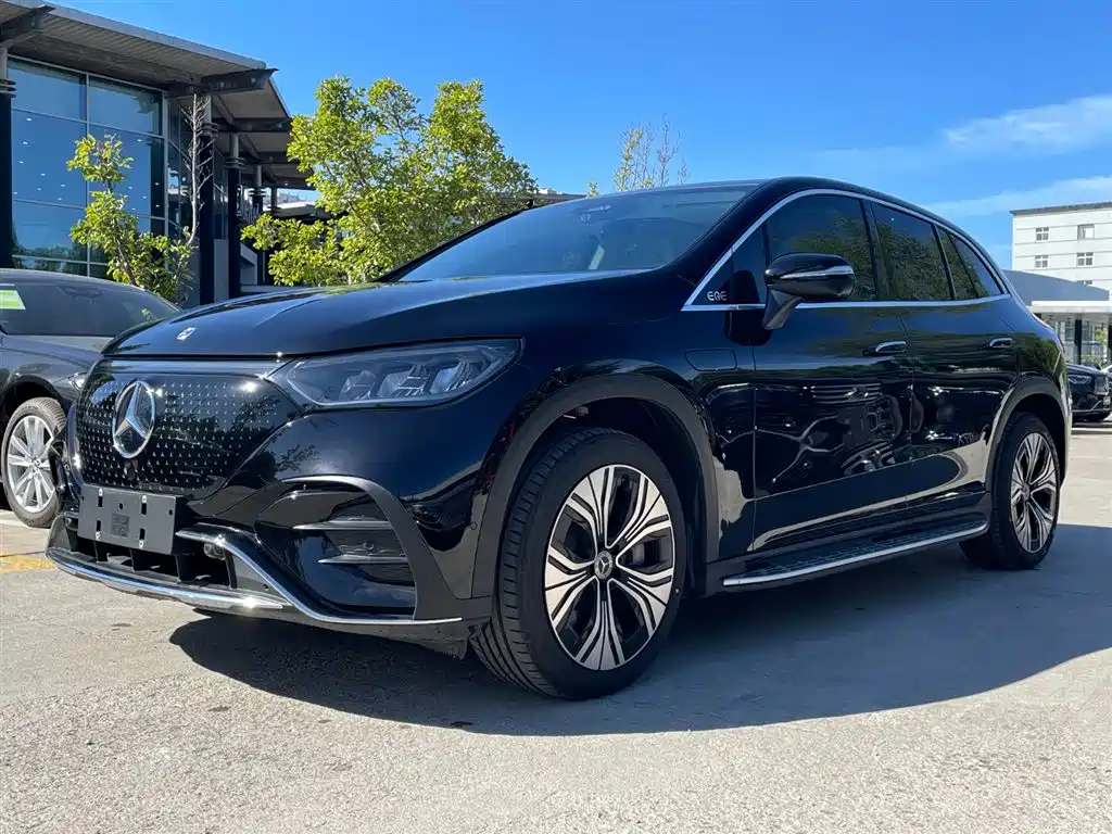 奔驰EQE SUV 2024款 500 4MATIC 先锋版 2026