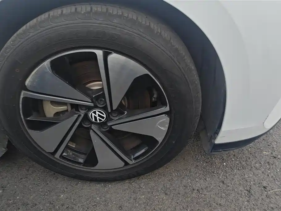 VOLKSWAGEN ID.7 VIZZION