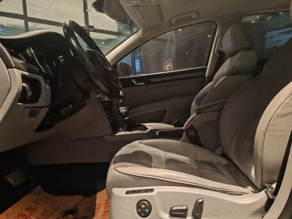 Skoda Superb — миниатюра 34