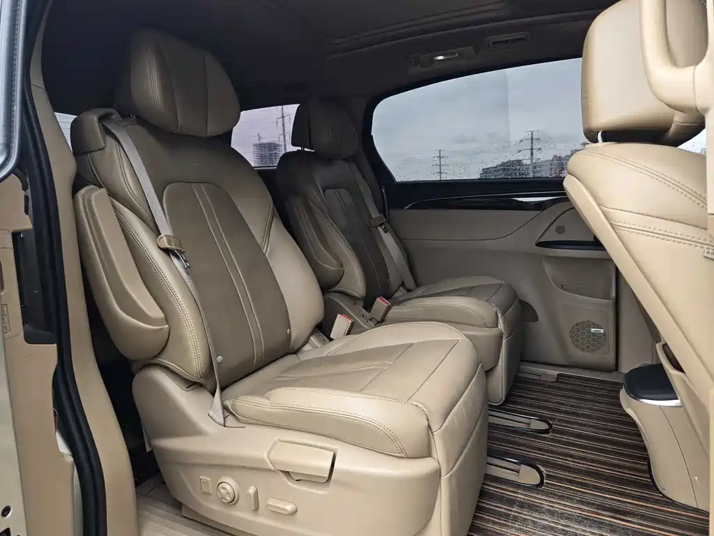 Buick GL8 2017 ES 28T Flagship V