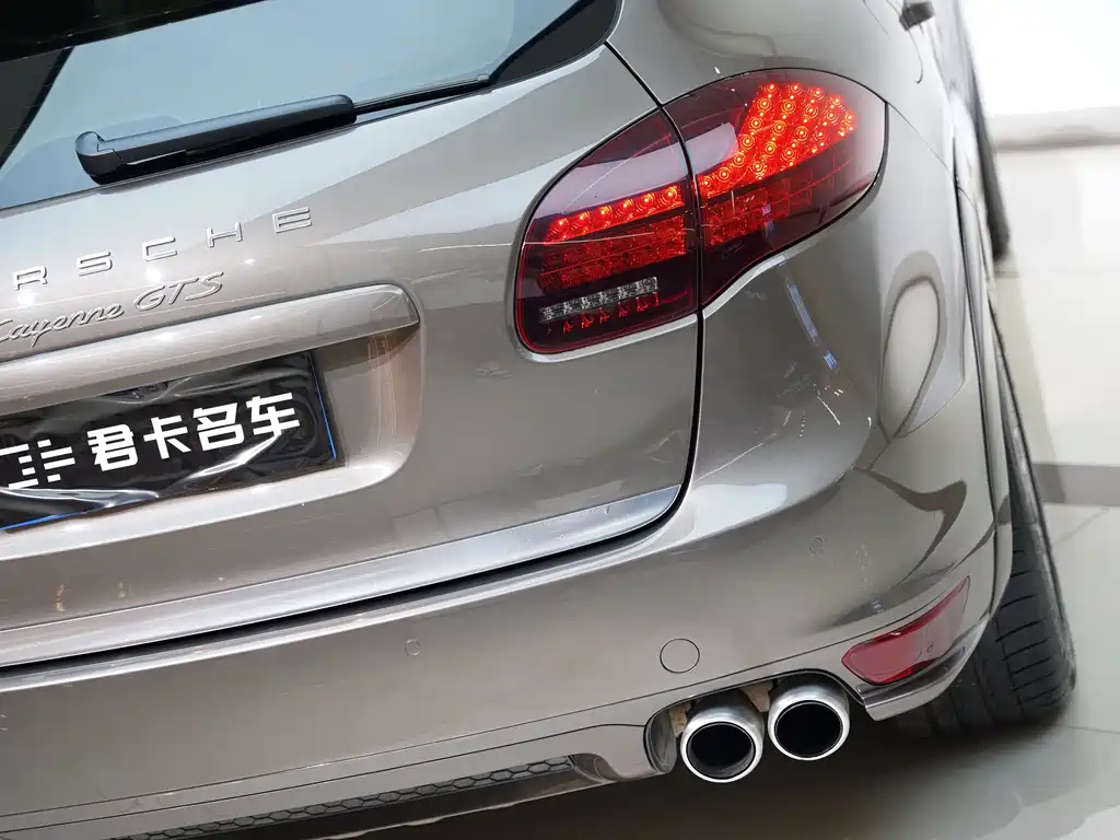 Porsche Cayenne 2012 Cayenne GTS 4.8L