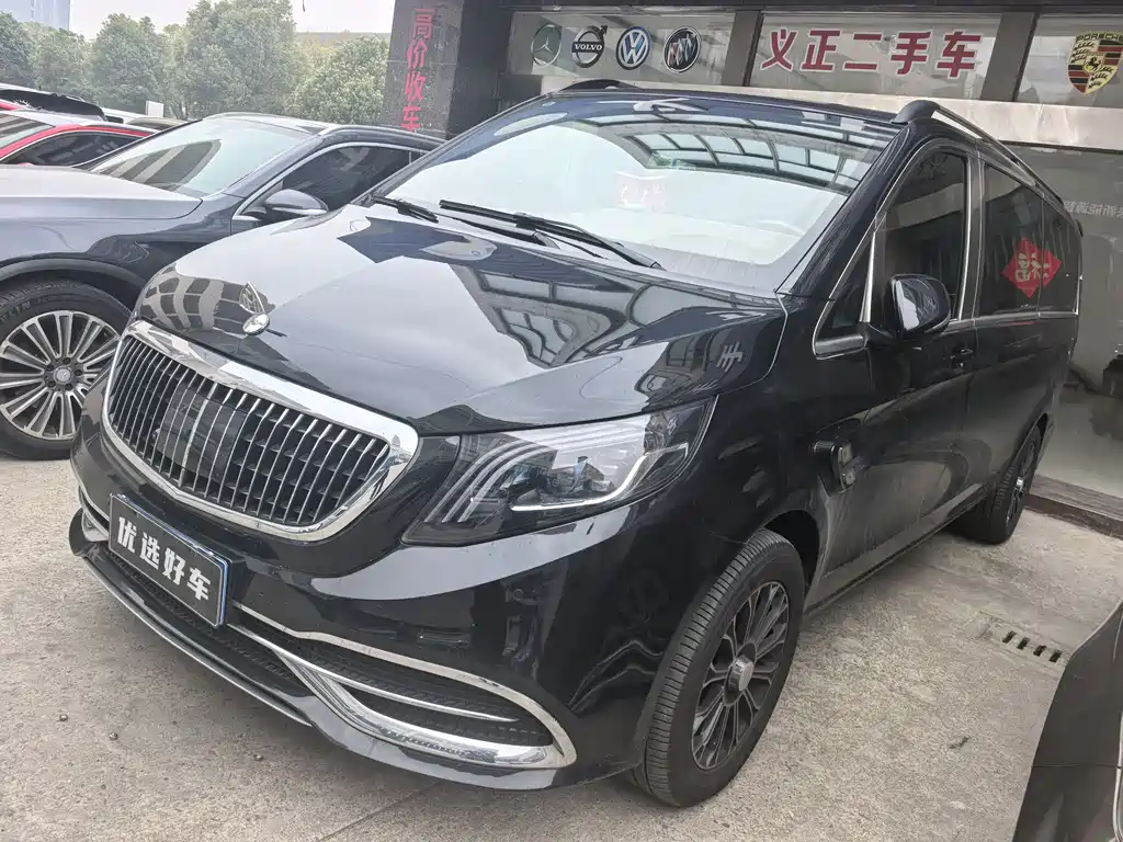 Mercedes-Benz Vito 2023