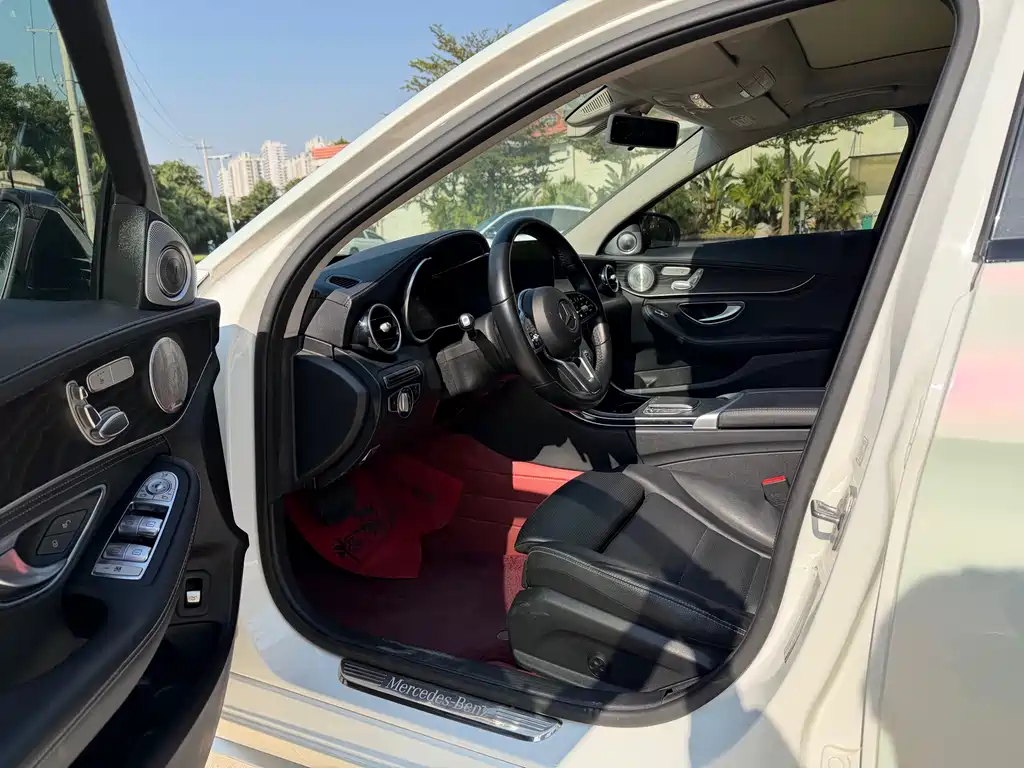 MERCEDES-BENZ C CLASS