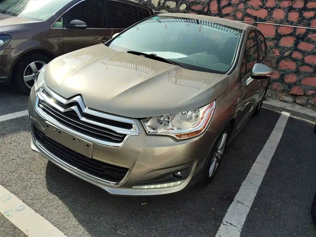 Citroen C4L 2015