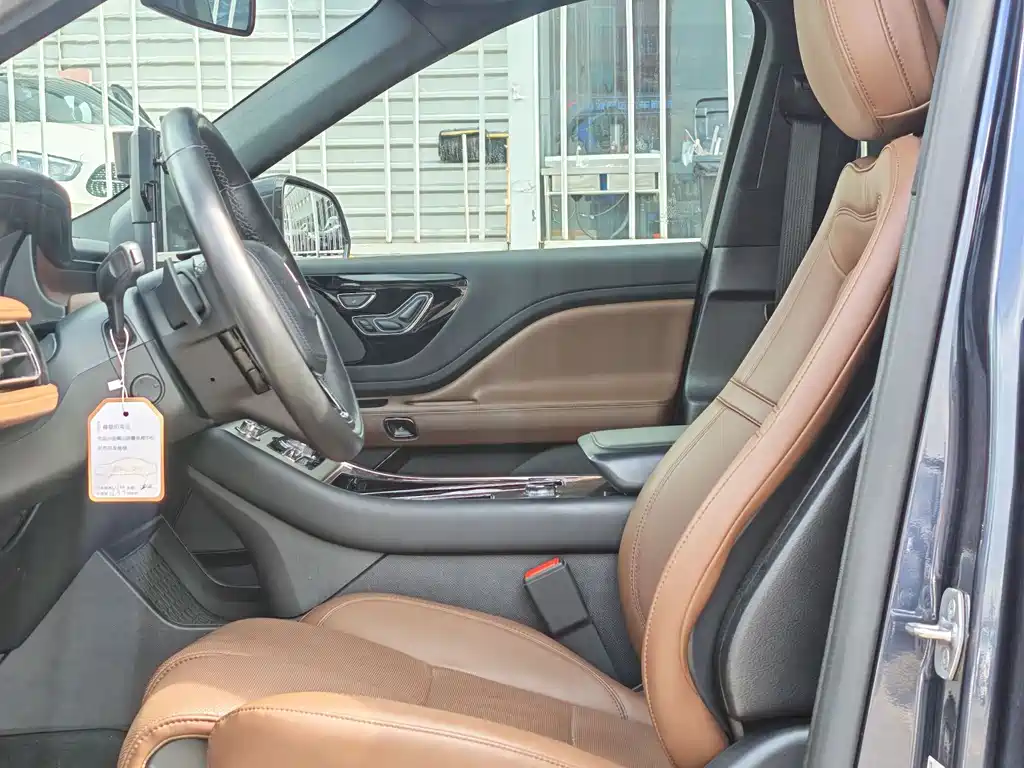 Lincoln Aviator 2021 3.0T V6