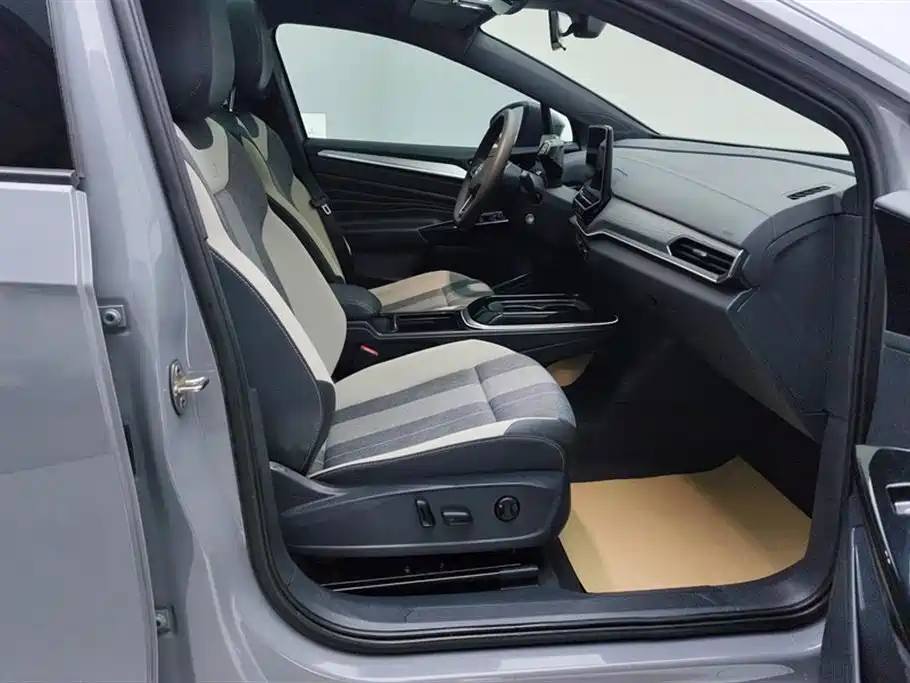 VOLKSWAGEN ID.4 CROZZ