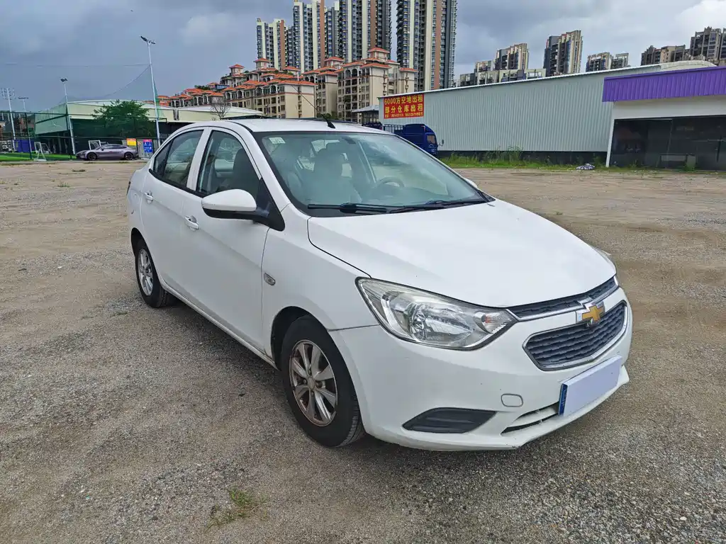 Chevrolet Sail 2015 3 1.3L MT