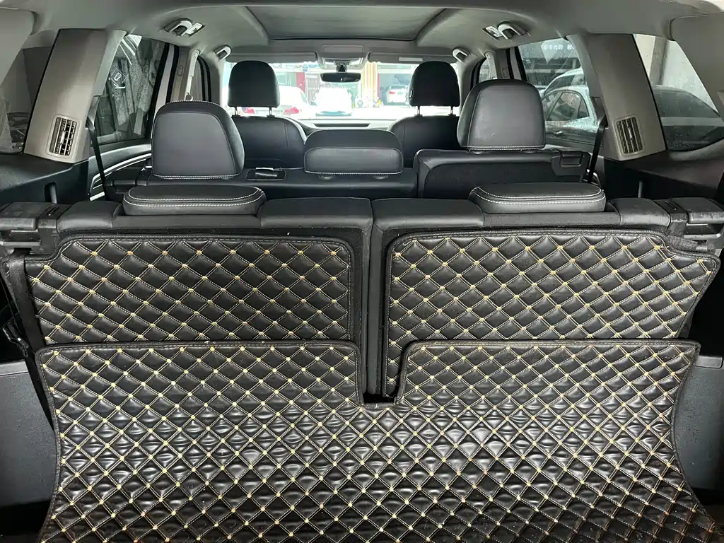 Volkswagen Teramont — миниатюра 8
