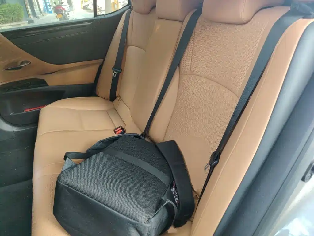 Lexus ES — миниатюра 15