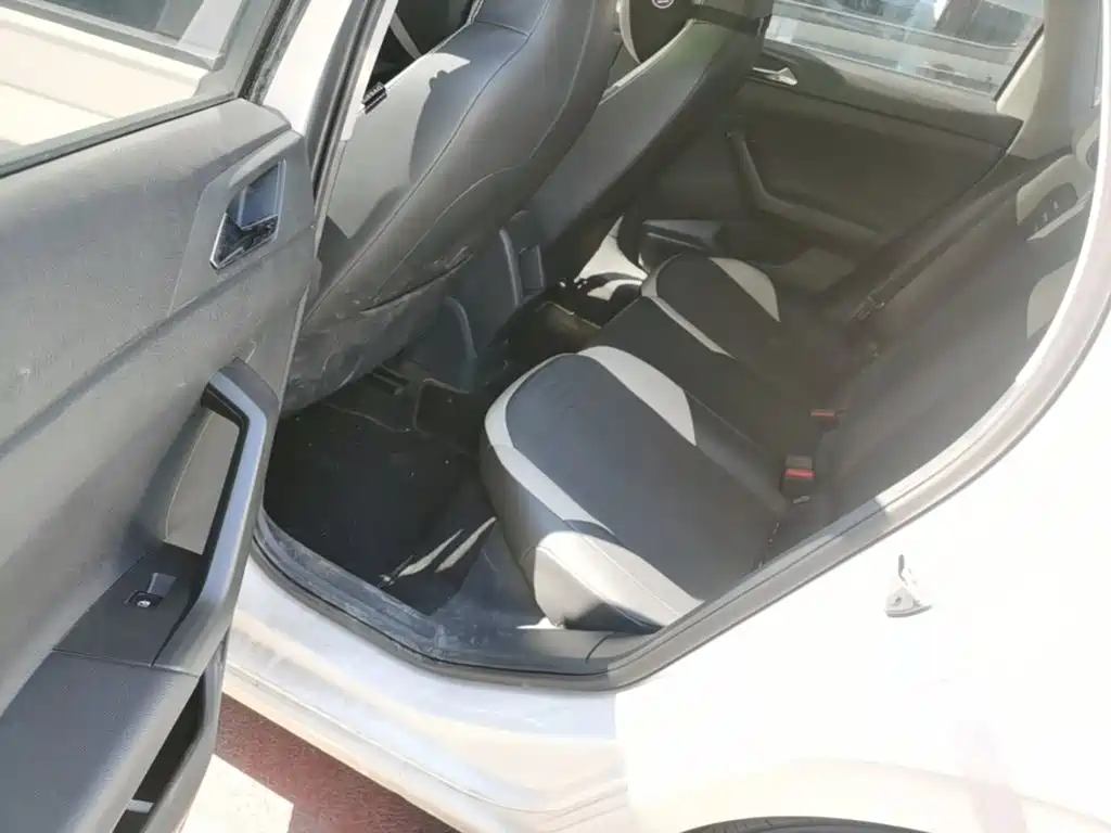 Volkswagen Polo — миниатюра 17