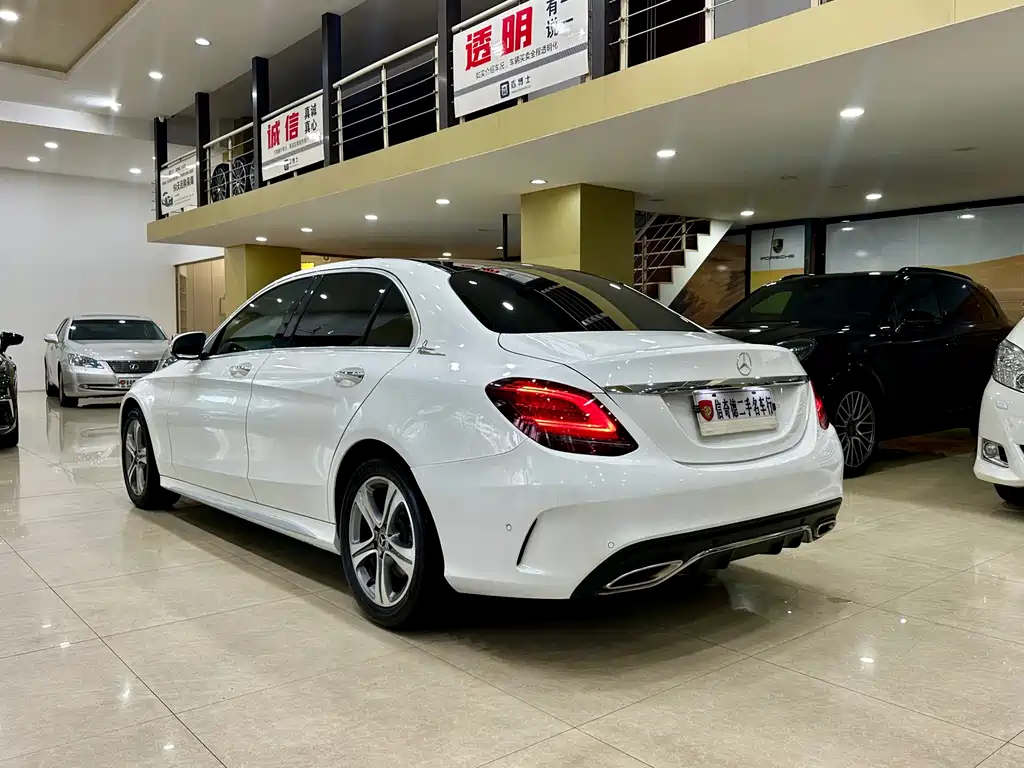 MERCEDES-BENZ C CLASS