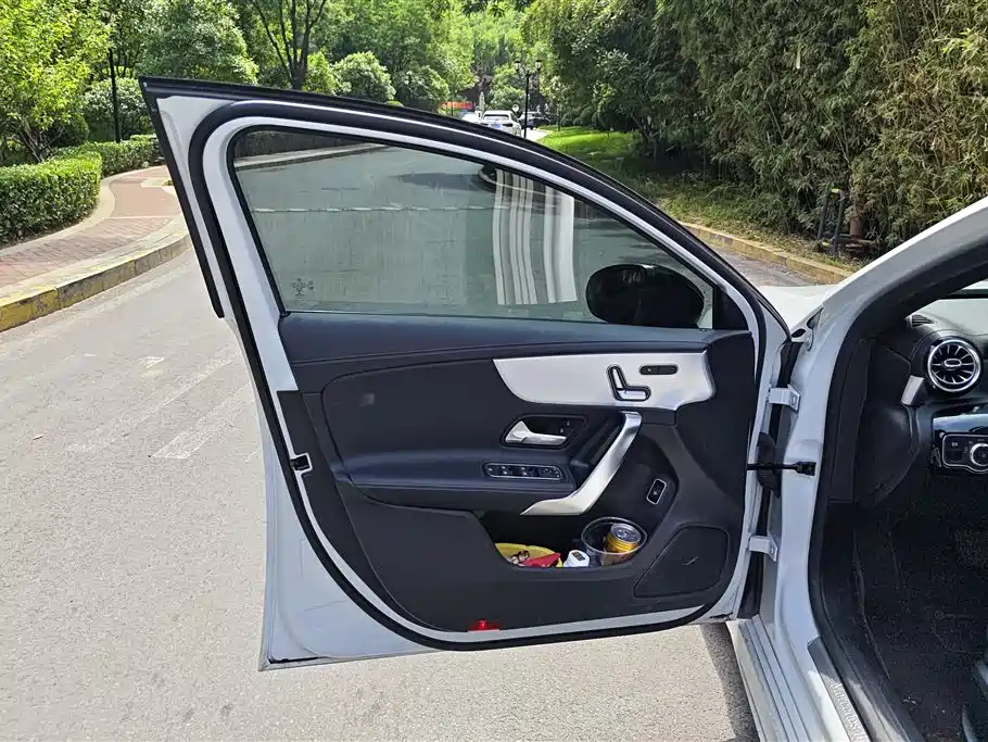 Mercedes-Benz A-Class A 2019 A 220 L 4MATIC Sport