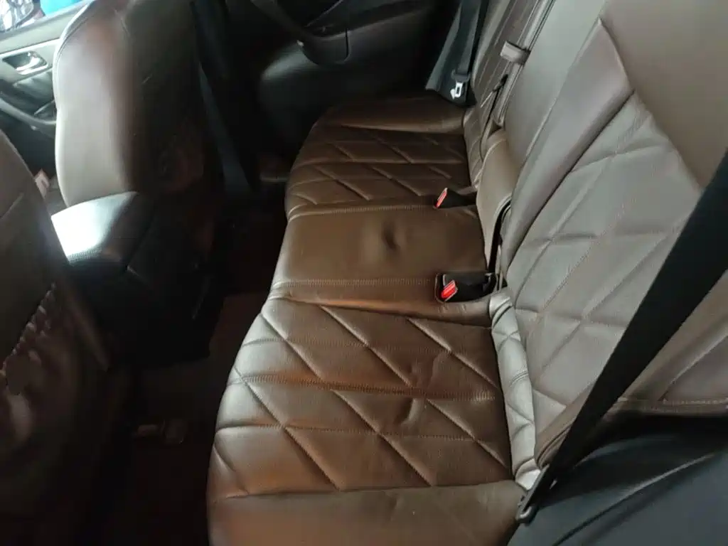 Infiniti QX70 — миниатюра 17
