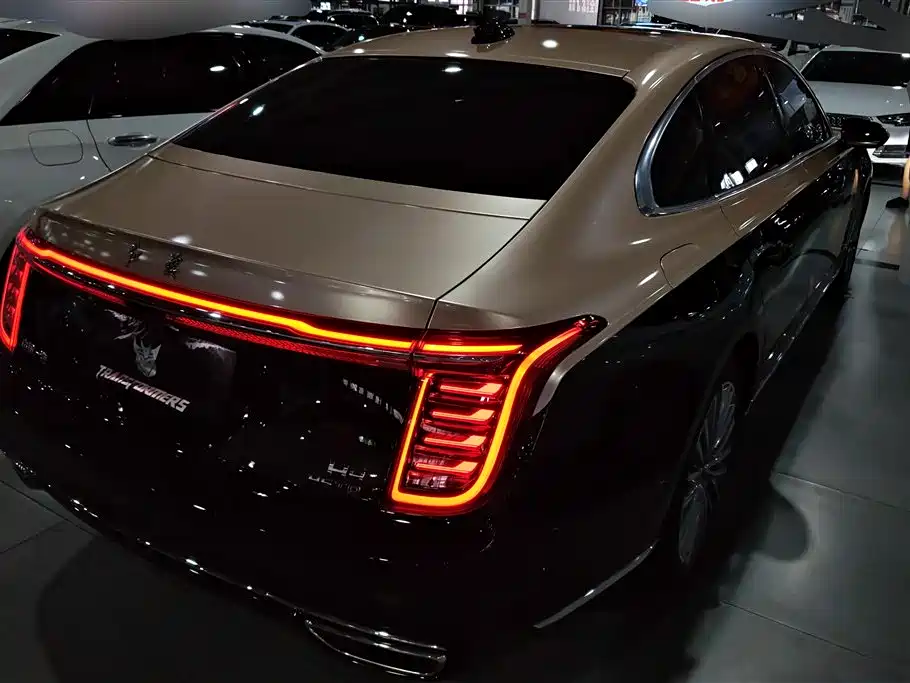 Hongqi H9 2020 2.0T