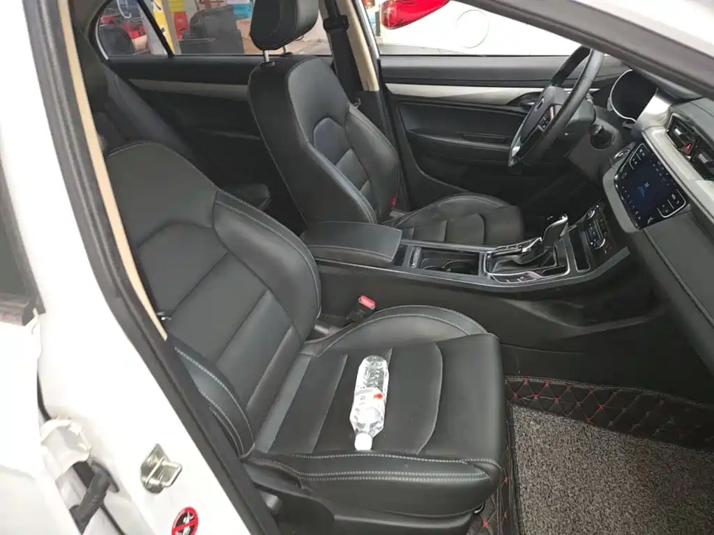 Geely Emgrand — миниатюра 25