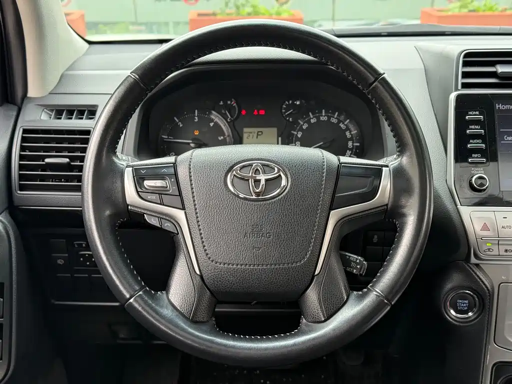 Toyota Land Cruiser Prado 2023 2.8T
