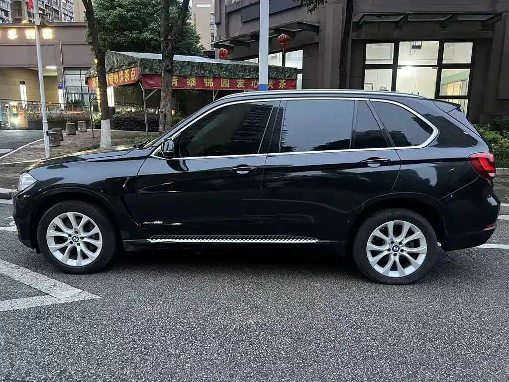 BMW X5 2017 xDrive28i
