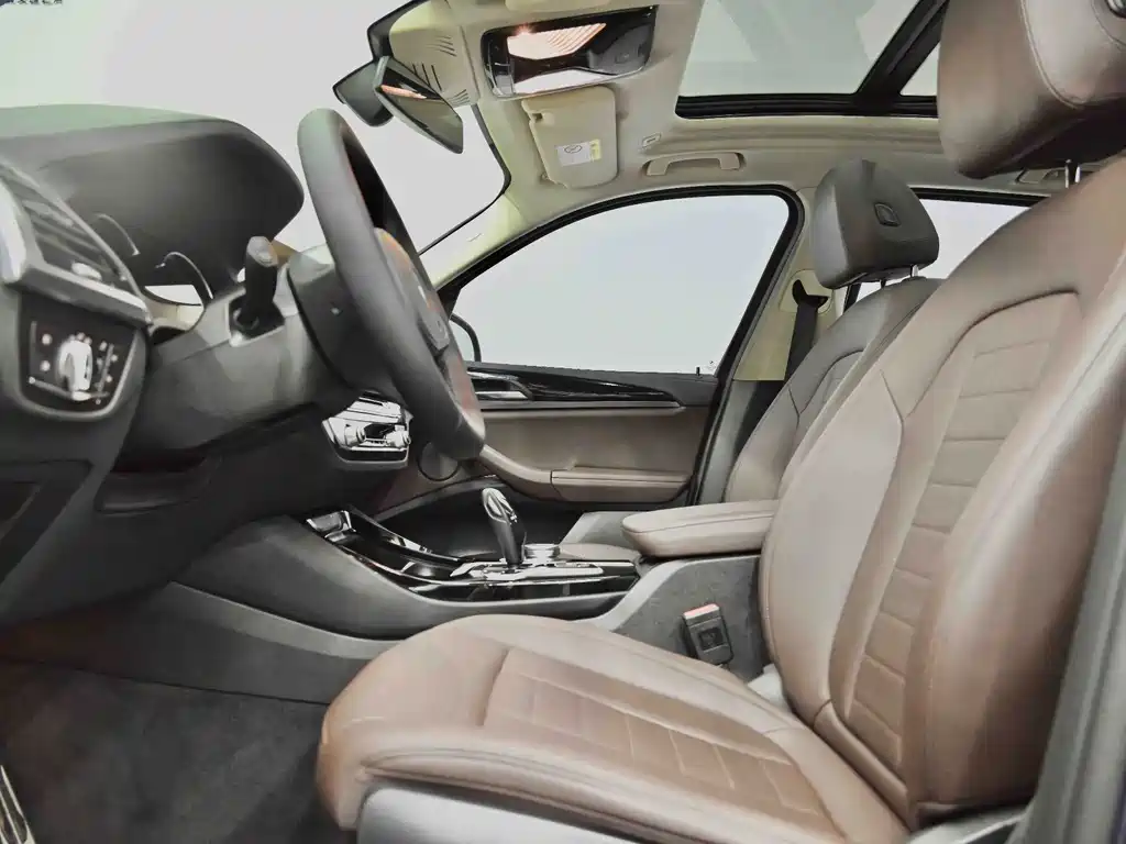 BMW X3 — миниатюра 26
