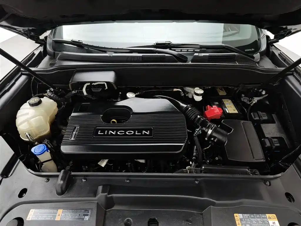 Lincoln Nautilus 2019 2.0T V