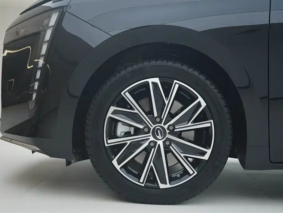 GAC TRUMPCHI E8 NEW ENERGY