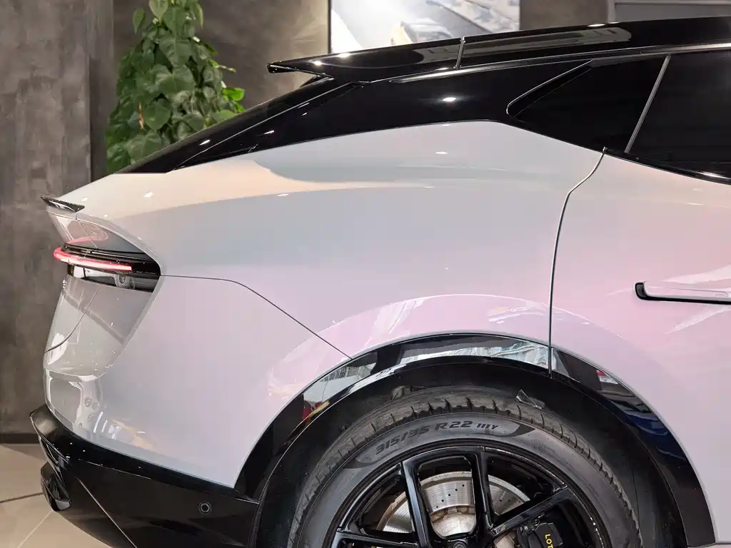 Lotus Eletre — миниатюра 5