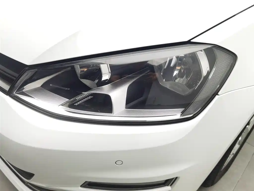 Volkswagen Golf 2017 1.6L AT Comfort