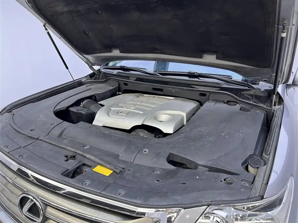 Lexus LX 2007 570