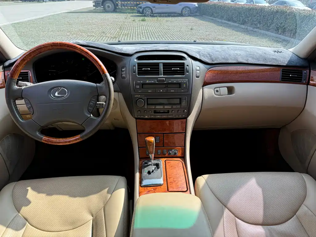 Lexus LS 2004 430