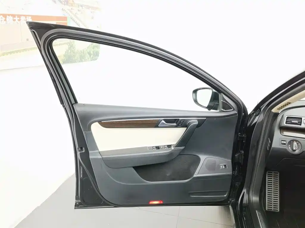 Volkswagen Magotan 2015 2.0TSI Flagship