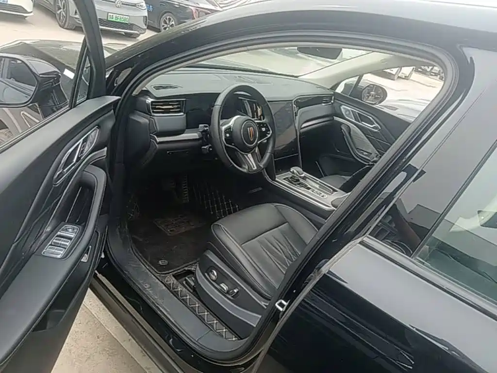 Hongqi Hongqi HS7 PHEV — миниатюра 16
