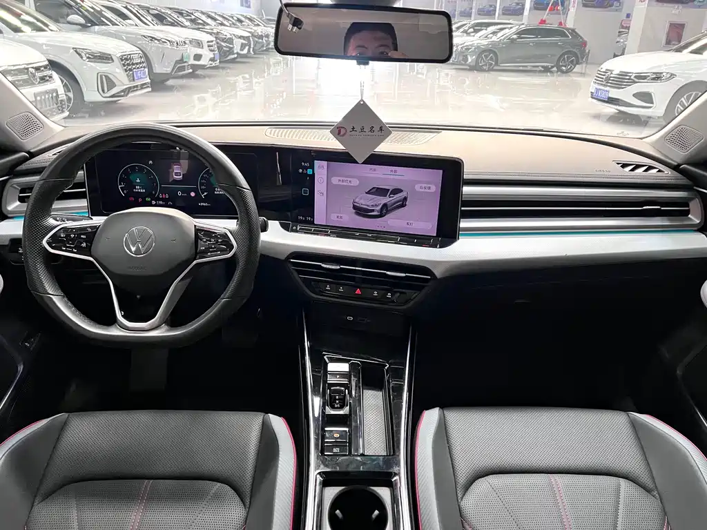 Volkswagen Lamando — миниатюра 8