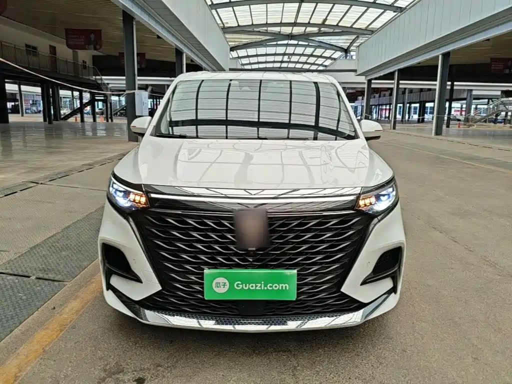 Roewe iMAX8 — миниатюра 3