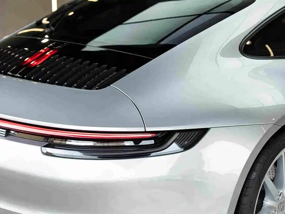 Porsche 911 2020 Carrera 3.0T