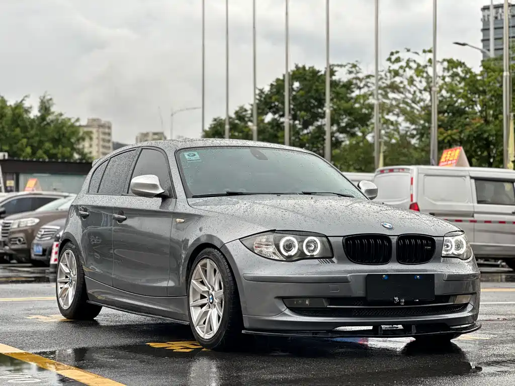BMW 1 Series 1 2010 120i Sport