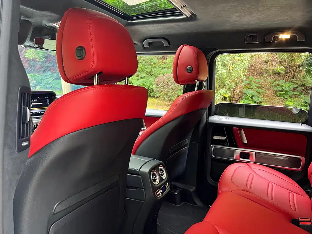 Mercedes-Benz G-Class — миниатюра 11