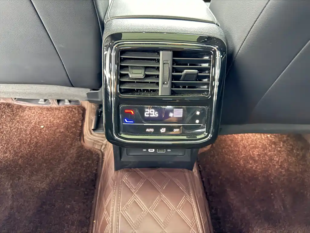 Volkswagen Passat — миниатюра 10