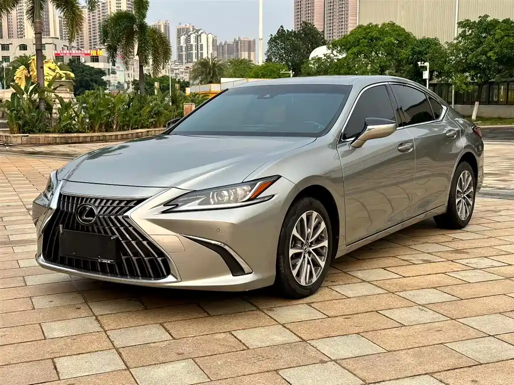 Lexus ES 2023 200 Excellence Edition