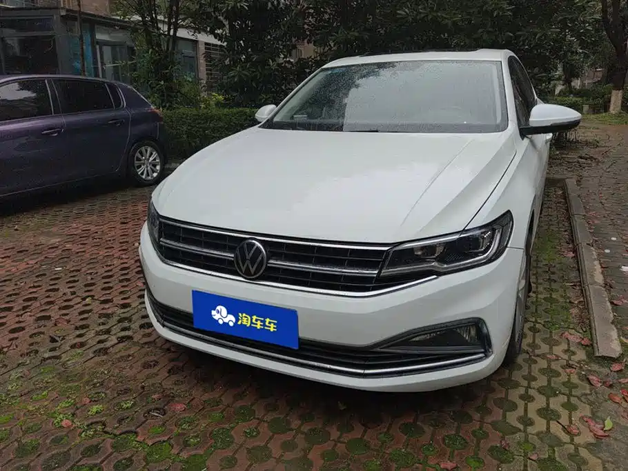 Volkswagen Bora — миниатюра 2