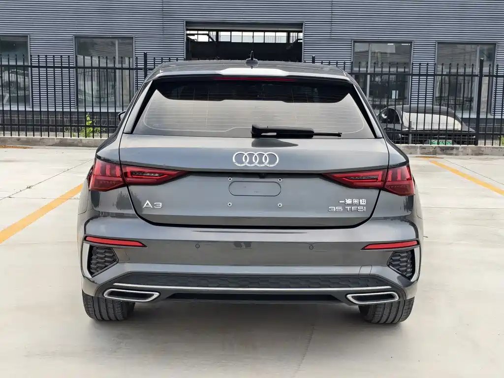 Audi A3 2023 Sportback 35 TFSI Fashion Sport