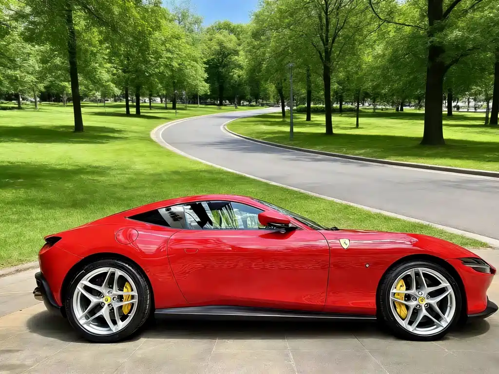 FERRARI ROMA