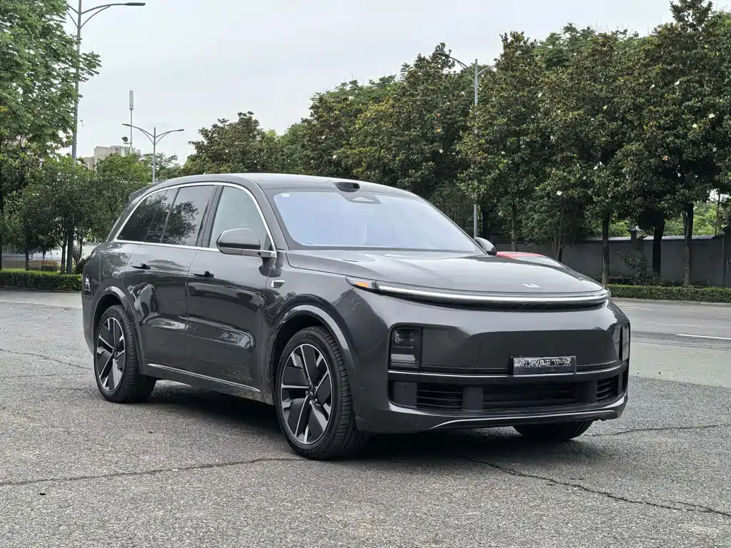 Li Auto L8 2025 Ultra