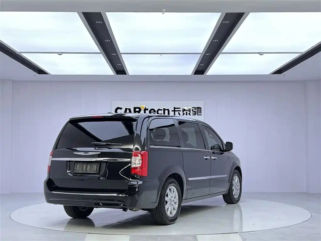 Chrysler Grand Voyager 2014 3.6L Comfort