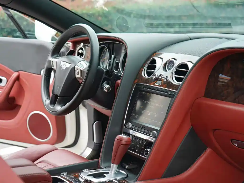 Bentley Continental 6.0T GT W12, фото 14