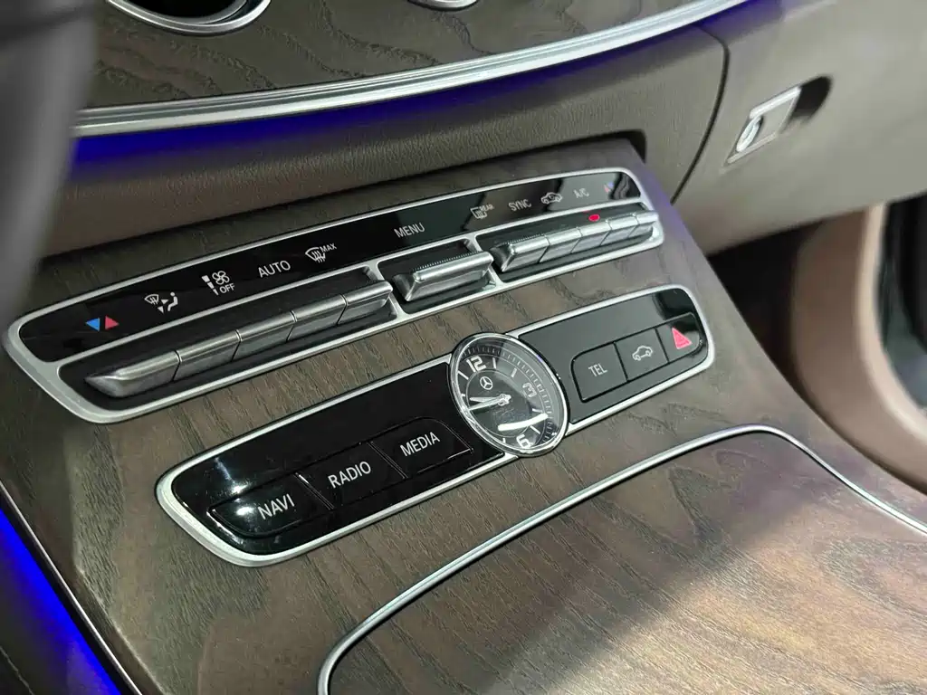 Mercedes-Benz E-Class E 2019 E 260 L