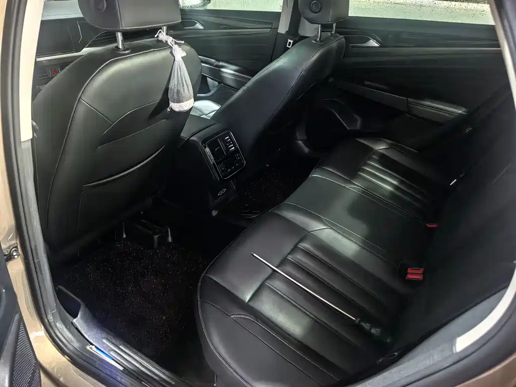 Volkswagen Passat 2019 430PHEV Elite